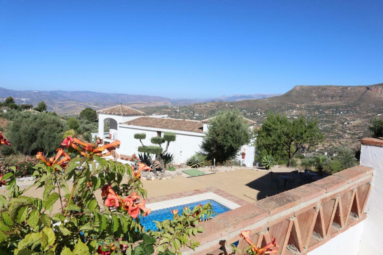 Casa Arts Guest Rooms Alcaucin Bagian luar foto