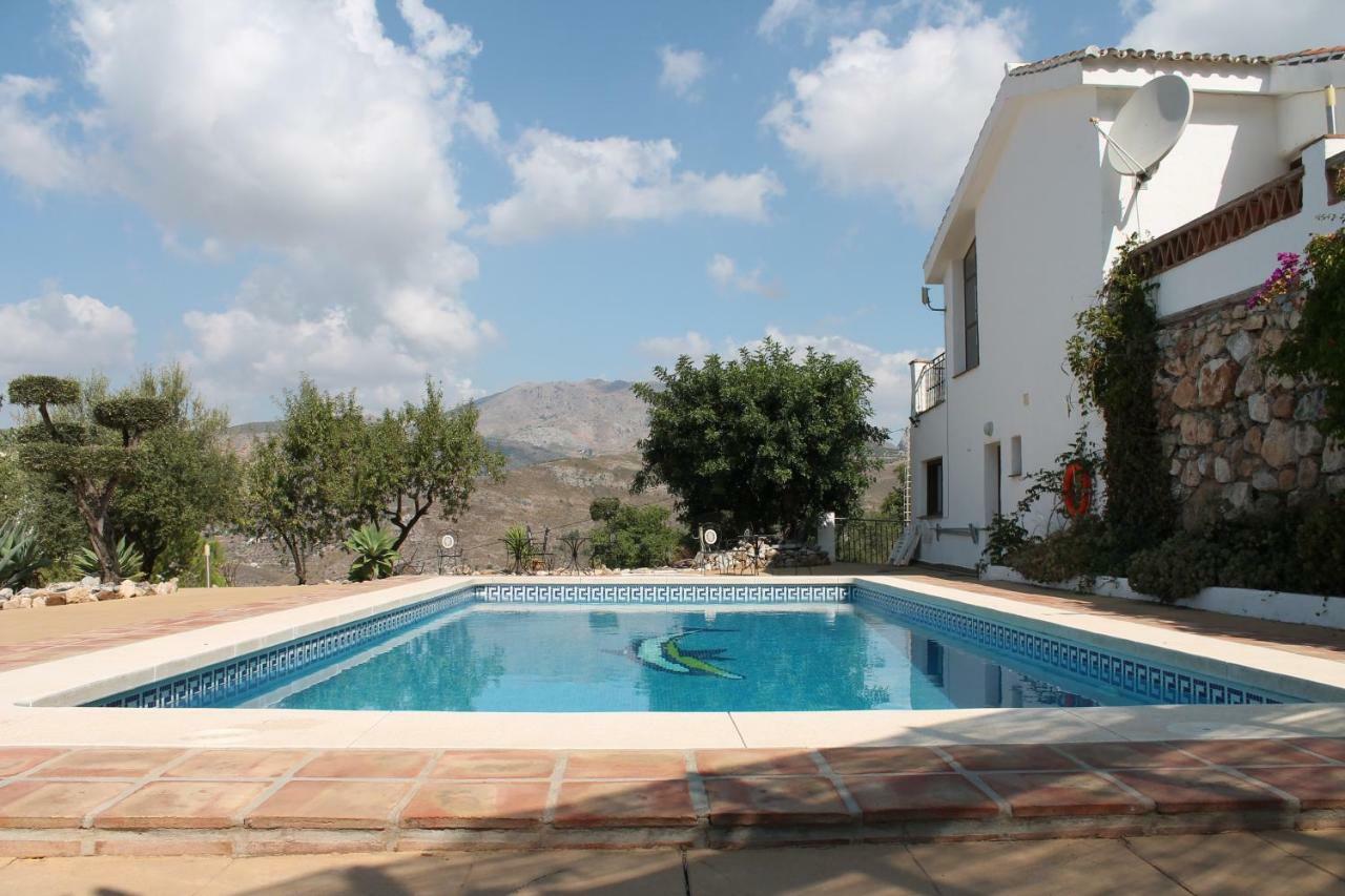 Casa Arts Guest Rooms Alcaucin Bagian luar foto
